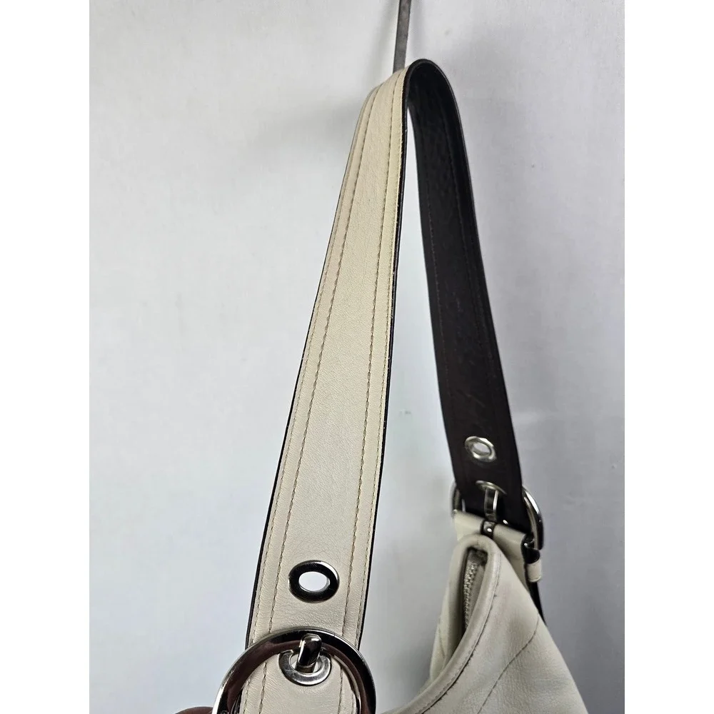 Coach Hobo Bag White Pebbled Leather Shoulder Bag Silver Hardware Vintage